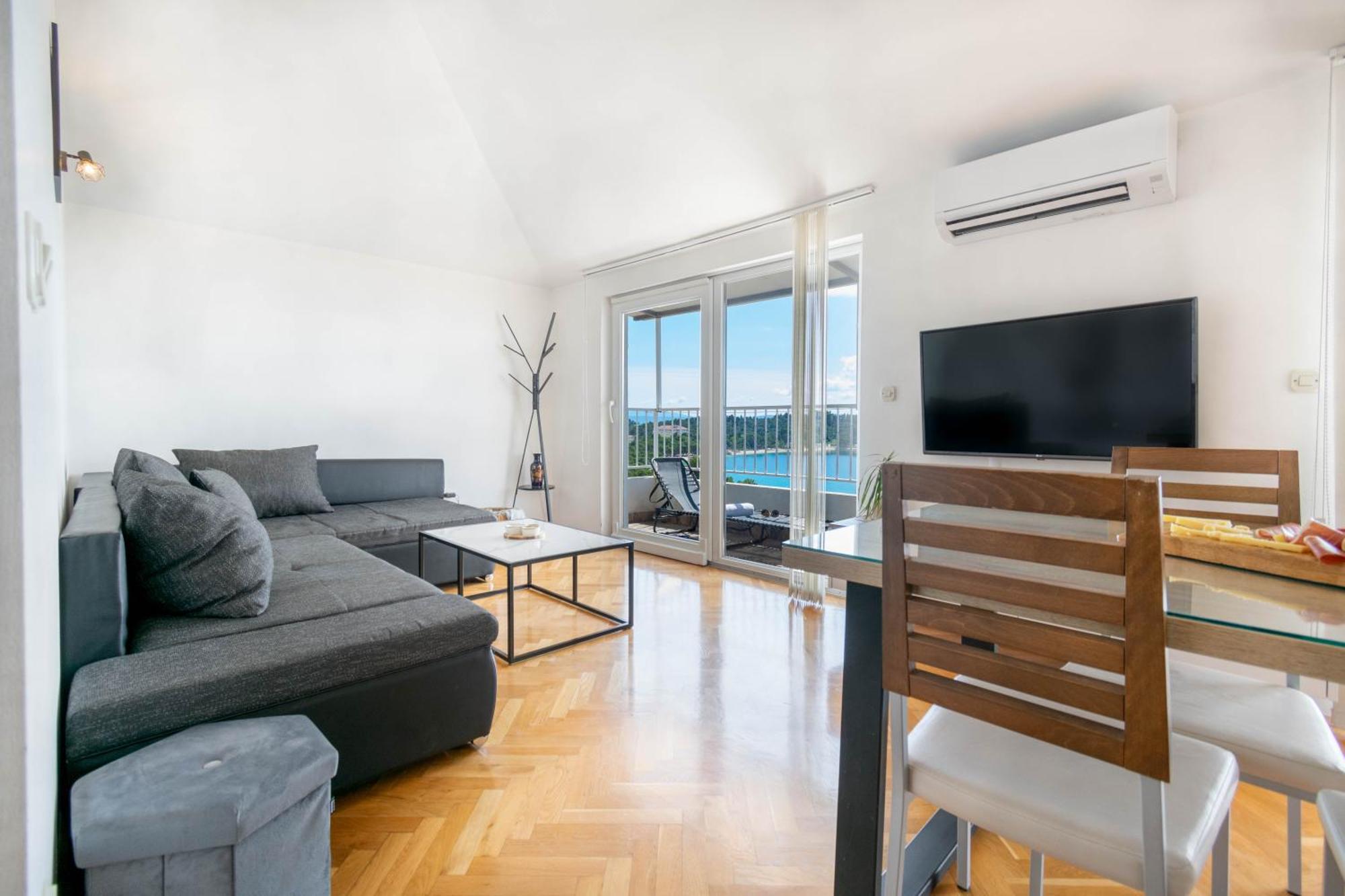 Apartment 30 M From Beach,Makarska,Marija Exterior foto